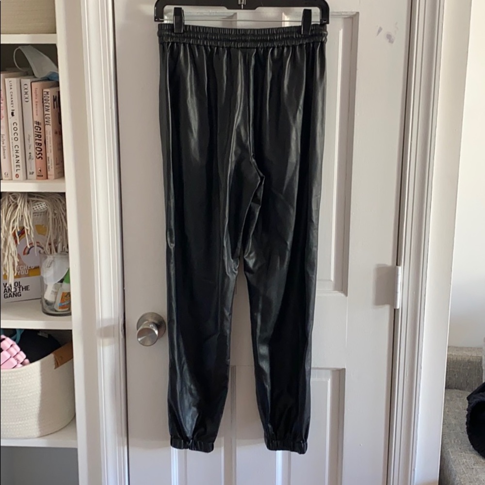 Blank NYC Vegan Leather Jogger - Picture 5 of 5
